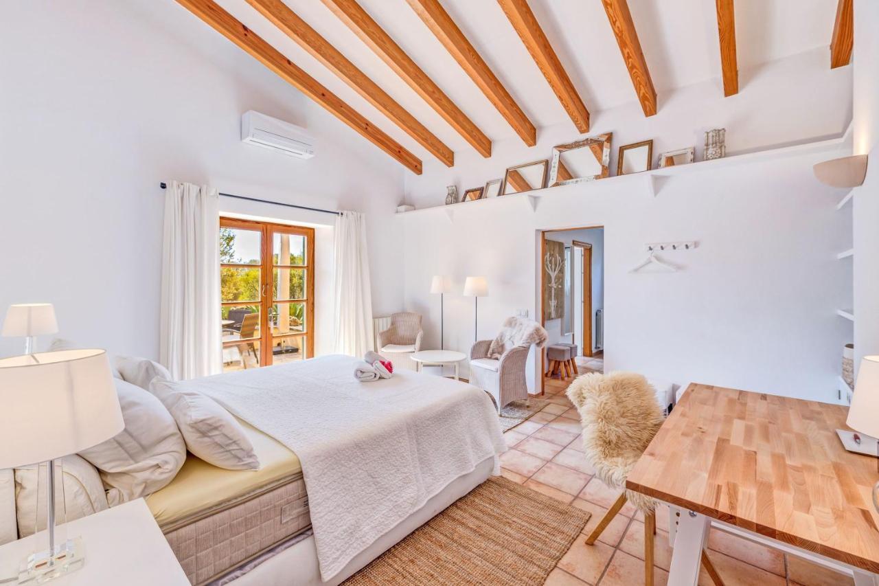 Villa Finca Can Llum *